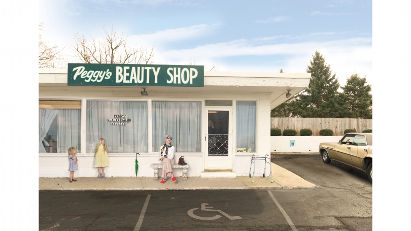 Julie Blackmon, Peggy's Beauty Shop, 2015, archival pigment print. © Julie Blackmon, courtesy Robert Mann Gallery