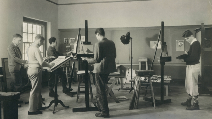 Students in Carpenter Hall Studio, late nineteenth century. Courtesy of the Dartmouth College Library.